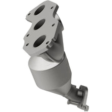 Load image into Gallery viewer, MagnaFlow Exhaust Products 51822 OEM Grade Manifold Catalytic Converter for Select Toyota Sienna
