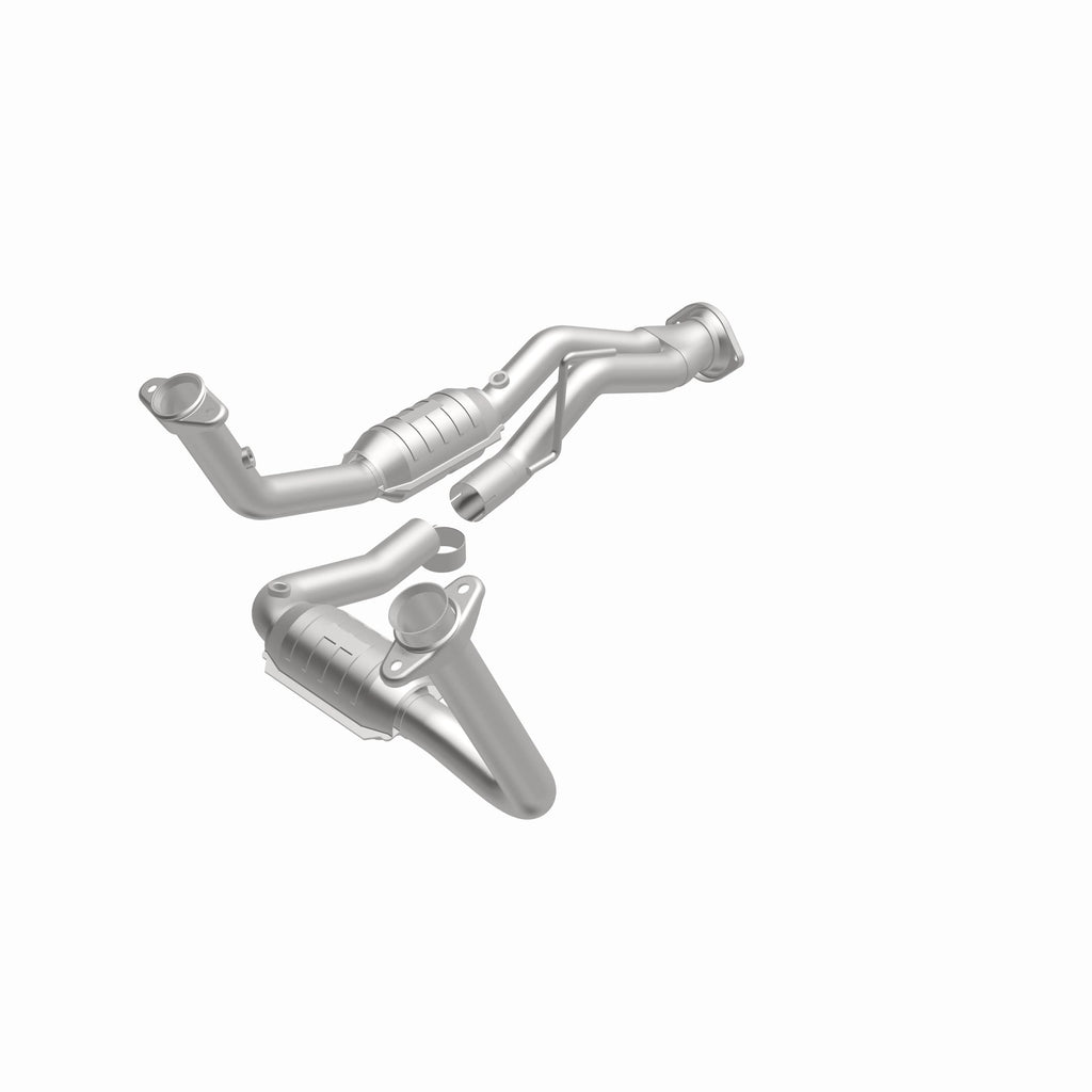 MagnaFlow Exhaust Products 49444 OEM Grade Direct-Fit Catalytic Converter for Select Jeep Commander, Jeep Grand Cherokee