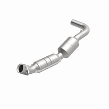 Load image into Gallery viewer, MagnaFlow Exhaust Products 51311 OEM Grade Direct-Fit Catalytic Converter for Select Ford E-150, Ford E-150 Club Wagon, Ford E-250