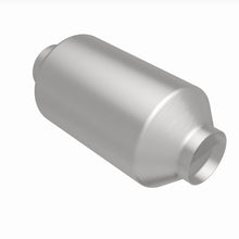Load image into Gallery viewer, MagnaFlow Exhaust Products 51809 OEM Grade Universal Catalytic Converter for Select Chevrolet Express 4500, Chevrolet Suburban HD, GMC Savana