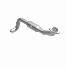 Load image into Gallery viewer, MagnaFlow Exhaust Products 5451831 California CARB Direct-Fit Catalytic Converter for Select Ford F-150