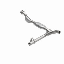 Load image into Gallery viewer, MagnaFlow Exhaust Products 51839 OEM Grade Direct-Fit Catalytic Converter for Select Ford Expedition, Ford F-150, Ford F-150 Heritage