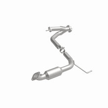 Load image into Gallery viewer, MagnaFlow Exhaust Products 93660 HM Grade Direct-Fit Catalytic Converter for Select Toyota Tacoma