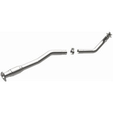 Load image into Gallery viewer, MagnaFlow Exhaust Products 24231 HM Grade Direct-Fit Catalytic Converter for Select Chevrolet Express 1500, Chevrolet Express 2500, Chevrolet Express 3500, GMC Savana 1500, GMC Savana 2500, GMC Savana