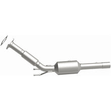 Load image into Gallery viewer, MagnaFlow Exhaust Products 5661990 California CARB Direct-Fit Catalytic Converter for Select Volkswagen Beetle, Volkswagen Golf, Volkswagen Jetta, Volkswagen Passat, Volkswagen Rabbit