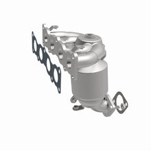 Load image into Gallery viewer, MagnaFlow Exhaust Products 22-086 OEM Grade Manifold Catalytic Converter for Select Hyundai Santa Fe Sport
