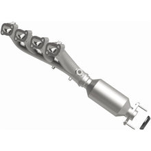 Load image into Gallery viewer, MagnaFlow Exhaust Products 4551071 California CARB Manifold Catalytic Converter for Select Cadillac SRX