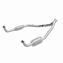 Load image into Gallery viewer, MagnaFlow Exhaust Products 93691 Standard Grade Direct-Fit Catalytic Converter for Select Land Rover Defender 110, Land Rover Defender 90, Land Rover Discovery