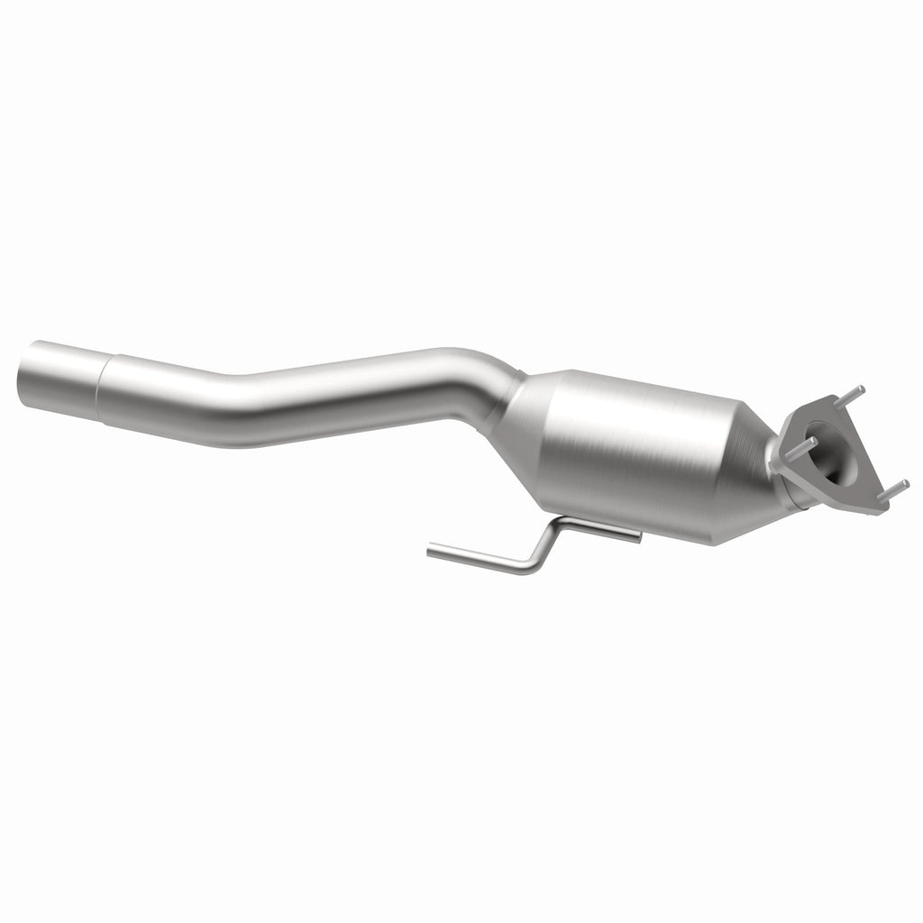 MagnaFlow Exhaust Products 24185 HM Grade Direct-Fit Catalytic Converter for Select Volkswagen Touareg