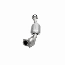 Load image into Gallery viewer, MagnaFlow Exhaust Products 441101 California CARB Direct-Fit Catalytic Converter for Select Ford Crown Victoria, Lincoln Town Car, Mercury Grand Marquis