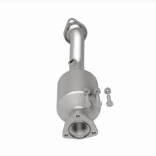 Load image into Gallery viewer, MagnaFlow Exhaust Products 6571491 California CARB Direct-Fit Catalytic Converter for Select Honda Fit