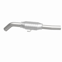 Load image into Gallery viewer, MagnaFlow Exhaust Products 3391290 California CARB Direct-Fit Catalytic Converter for Select Dodge B150, Dodge B250, Dodge B350
