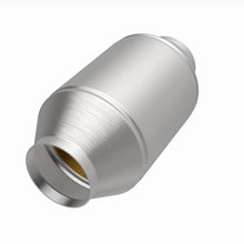 Load image into Gallery viewer, MagnaFlow Exhaust Products 333505 California CARB Universal Catalytic Converter for Select Dodge D100, Dodge D150, Dodge Ram 50, Isuzu Pickup, Isuzu Rodeo, Mazda B2000, Mazda B2200, Mazda B2600, Mitsubishi Mighty Max