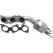 Load image into Gallery viewer, MagnaFlow Exhaust Products 5481342 California CARB Manifold Catalytic Converter for Select Toyota 4Runner, Toyota FJ Cruiser, Toyota Tacoma, Toyota Tundra