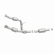 Load image into Gallery viewer, MagnaFlow Exhaust Products 5481108 California CARB Direct-Fit Catalytic Converter for Select Ford Explorer, Mercury Mountaineer