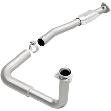 Load image into Gallery viewer, MagnaFlow Exhaust Products 23142 HM Grade Direct-Fit Catalytic Converter for Select Chevrolet Express 2500, Chevrolet Express 3500, Chevrolet G30, GMC G3500, GMC Savana 2500, GMC Savana