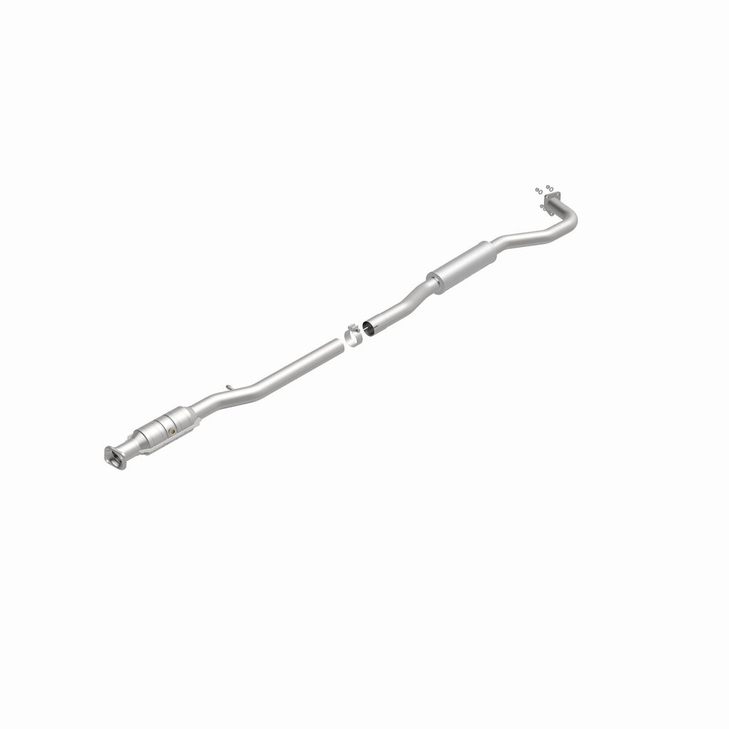 MagnaFlow Exhaust Products 51539 OEM Grade Direct-Fit Catalytic Converter for Select Mitsubishi Outlander