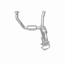 Load image into Gallery viewer, MagnaFlow Exhaust Products 454030 California CARB Direct-Fit Catalytic Converter for Select Ford Ranger, Mazda B3000