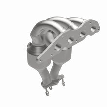Load image into Gallery viewer, MagnaFlow Exhaust Products 5631347 California CARB Manifold Catalytic Converter for Select Mitsubishi Galant