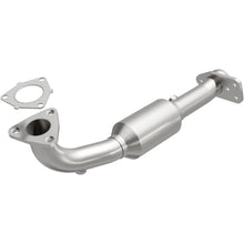 Load image into Gallery viewer, MagnaFlow Exhaust Products 3322471 California CARB Direct-Fit Catalytic Converter for Select Buick Commercial Chassis, Buick Roadmaster, Cadillac Commercial Chassis, Cadillac Fleetwood, Chevrolet Caprice, Chevrolet Impala