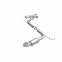 Load image into Gallery viewer, MagnaFlow Exhaust Products 5592701 California CARB Direct-Fit Catalytic Converter for Select Toyota Tacoma