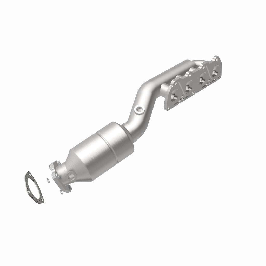 MagnaFlow Exhaust Products 51197 OEM Grade Manifold Catalytic Converter for Select Volkswagen Passat