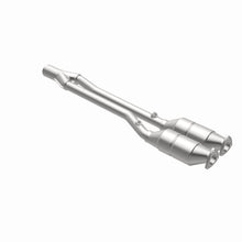 Load image into Gallery viewer, MagnaFlow Exhaust Products 24157 HM Grade Direct-Fit Catalytic Converter for Select Audi TT Quattro, Volkswagen R32