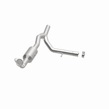 Load image into Gallery viewer, MagnaFlow Exhaust Products 4651695 California CARB Direct-Fit Catalytic Converter for Select Ford F-150, Lincoln Mark LT