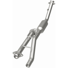 Load image into Gallery viewer, MagnaFlow Exhaust Products 4451314 California CARB Direct-Fit Catalytic Converter for Select Ford Explorer, Mercury Mountaineer