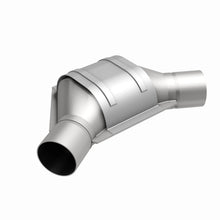 Load image into Gallery viewer, MagnaFlow Exhaust Products 51184 OEM Grade Universal Catalytic Converter for Select Lincoln Continental, Saab 9-2X, Subaru Baja, Subaru Forester, Subaru Impreza, Subaru Legacy, Subaru Outback