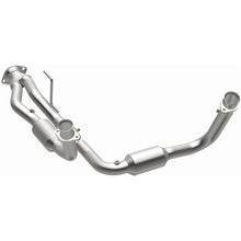 Load image into Gallery viewer, MagnaFlow Exhaust Products 24473 HM Grade Direct-Fit Catalytic Converter for Select Jeep Commander, Jeep Grand Cherokee
