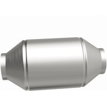 Load image into Gallery viewer, MagnaFlow Exhaust Products 333504 California CARB Universal Catalytic Converter for Select Dodge D100, Dodge D150, Dodge Ram 50, Mazda B2000, Mazda B2200, Mazda B2600, Mitsubishi Mighty Max