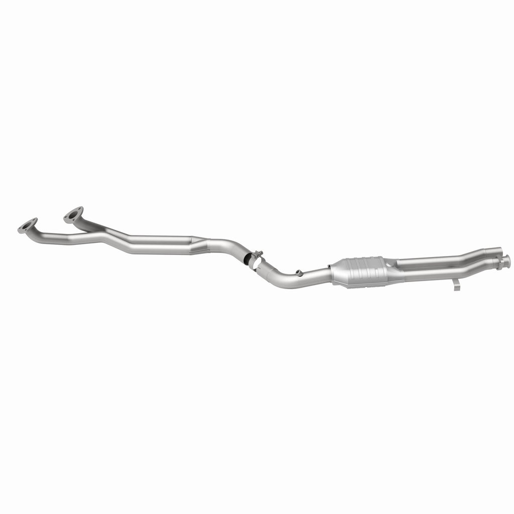 MagnaFlow Exhaust Products 23802 Standard Grade Direct-Fit Catalytic Converter for Select BMW 325i, BMW 325is