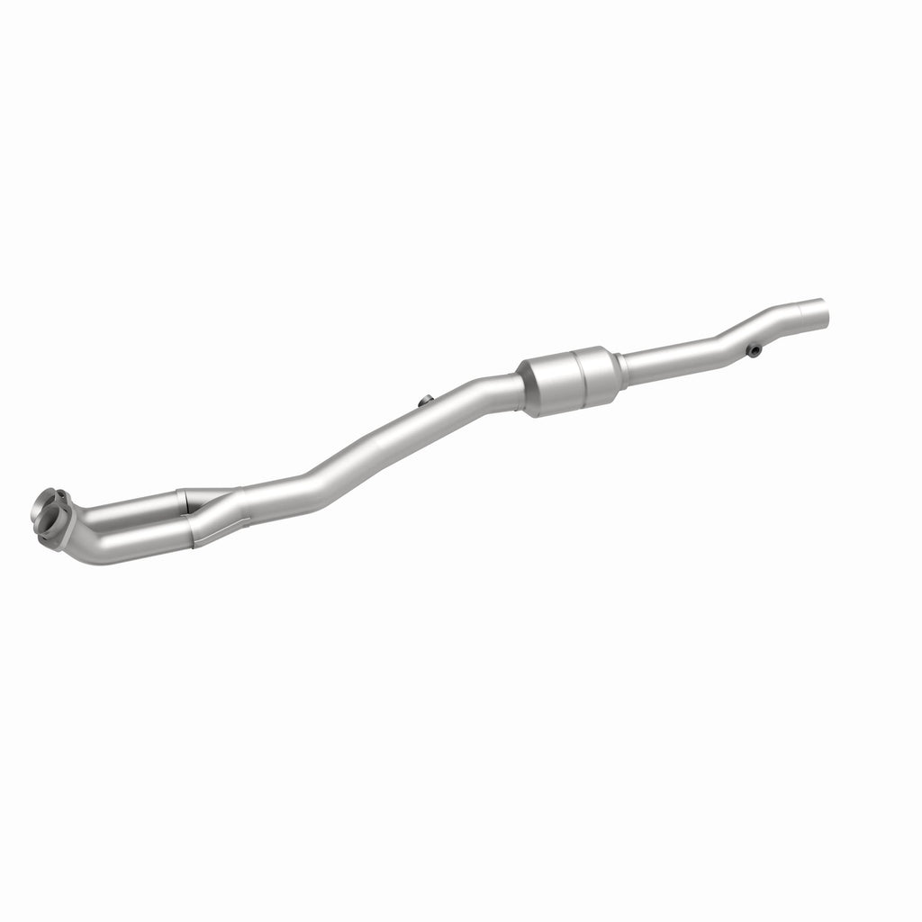MagnaFlow Exhaust Products 24130 HM Grade Direct-Fit Catalytic Converter for Select BMW 840Ci