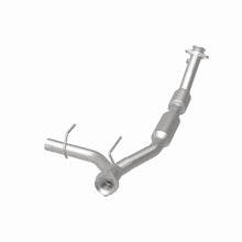 Load image into Gallery viewer, MagnaFlow Exhaust Products 4583078 California CARB Direct-Fit Catalytic Converter for Select Ford Expedition