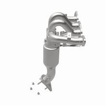 Load image into Gallery viewer, MagnaFlow Exhaust Products 5531382 California CARB Manifold Catalytic Converter for Select Ford Escape, Mazda Tribute, Mercury Mariner