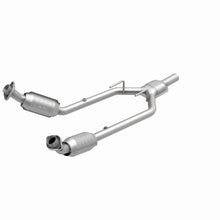 Load image into Gallery viewer, MagnaFlow Exhaust Products 444080 California CARB Direct-Fit Catalytic Converter for Select Ford Thunderbird, Mercury Cougar