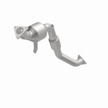 Load image into Gallery viewer, MagnaFlow Exhaust Products 52585 OEM Grade Direct-Fit Catalytic Converter for Select Audi Q7, Volkswagen Touareg