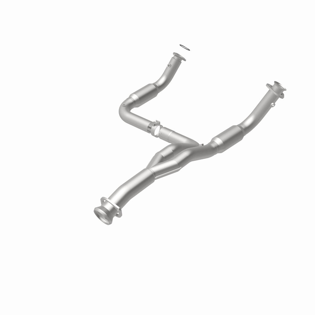 MagnaFlow Exhaust Products 4551644 California CARB Direct-Fit Catalytic Converter for Select Chevrolet Silverado HD, Chevrolet Silverado HD, GMC Sierra HD, GMC Sierra HD