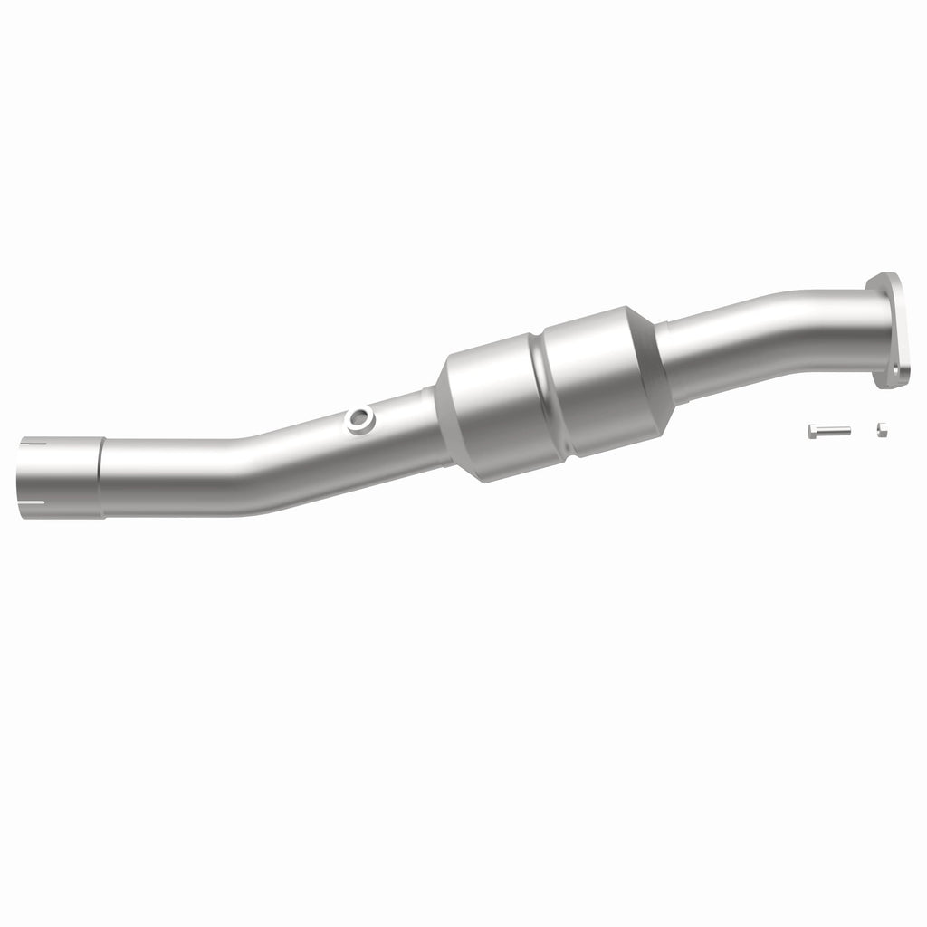 MagnaFlow Exhaust Products 49642 OEM Grade Direct-Fit Catalytic Converter for Select Chevrolet Silverado HD, Chevrolet Suburban 2500, GMC Sierra HD, GMC Yukon XL