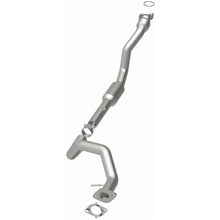 Load image into Gallery viewer, MagnaFlow Exhaust Products 21-758 OEM Grade Direct-Fit Catalytic Converter for Select Buick Terraza, Chevrolet Uplander, Pontiac Montana, Saturn Relay