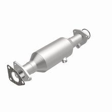 Load image into Gallery viewer, MagnaFlow Exhaust Products 4451402 California CARB Direct-Fit Catalytic Converter for Select Honda Odyssey