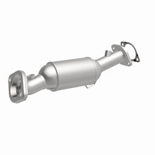 Load image into Gallery viewer, MagnaFlow Exhaust Products 52860 OEM Grade Direct-Fit Catalytic Converter for Select Kia Soul