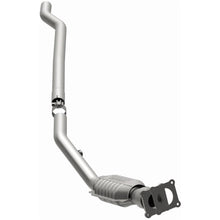 Load image into Gallery viewer, MagnaFlow Exhaust Products 4451279 California CARB Direct-Fit Catalytic Converter for Select Chrysler Town &amp; Country, Dodge Caravan, Dodge Grand Caravan, Plymouth Grand Voyager, Plymouth Voyager