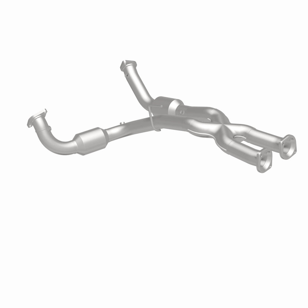 MagnaFlow Exhaust Products 49046 OEM Grade Direct-Fit Catalytic Converter for Select Jeep Grand Cherokee
