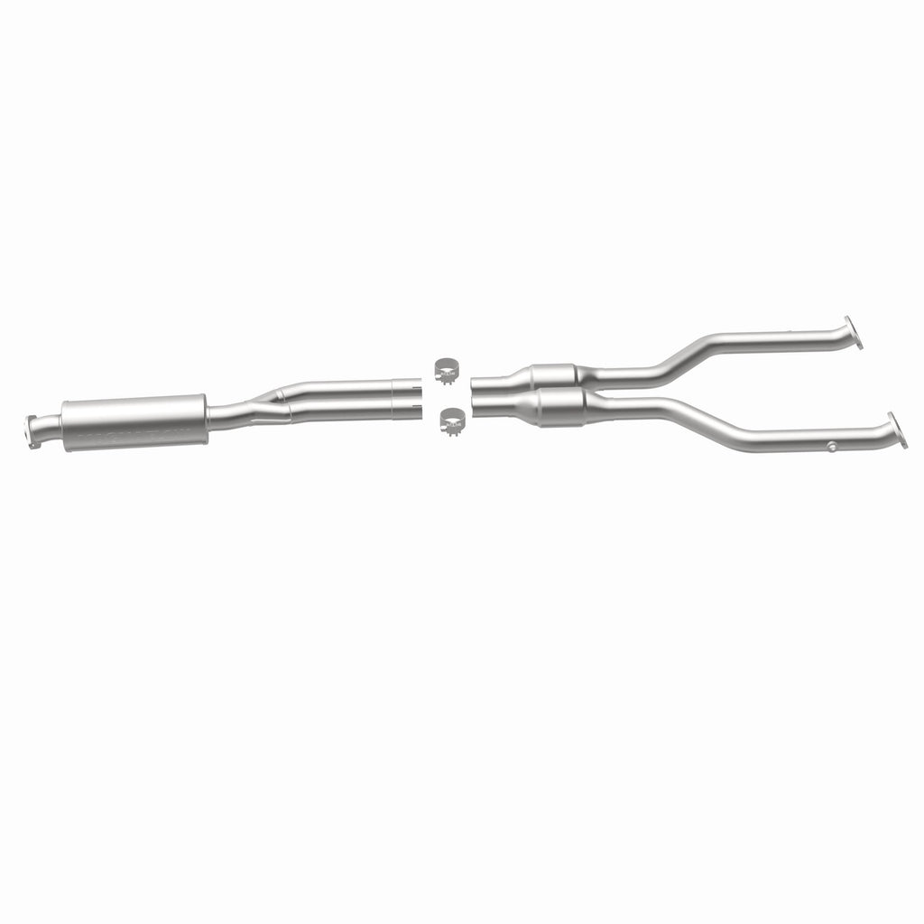 MagnaFlow Exhaust Products 23927 HM Grade Direct-Fit Catalytic Converter for Select Lexus IS250, Lexus IS350