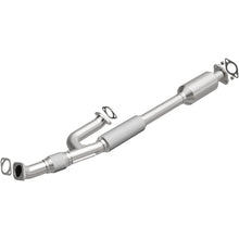 Load image into Gallery viewer, MagnaFlow Exhaust Products 5571534 California CARB Direct-Fit Catalytic Converter for Select Hyundai Tiburon