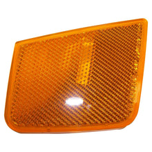 Load image into Gallery viewer, Crown Automotive Jeep Replacement 55156882AB Right Side Marker Lamp for 2005-2007 Jeep KJ Liberty for Select Jeep Liberty