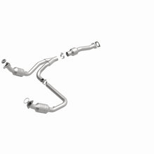 Load image into Gallery viewer, MagnaFlow Exhaust Products 52134 OEM Grade Direct-Fit Catalytic Converter for Select Chevrolet Express 1500, Chevrolet Express 2500, Chevrolet Express 3500, GMC Savana 1500, GMC Savana 2500, GMC Savana