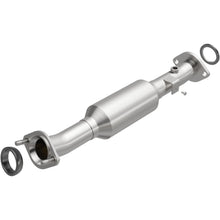 Load image into Gallery viewer, MagnaFlow Exhaust Products 5671899 California CARB Direct-Fit Catalytic Converter for Select Mazda 6